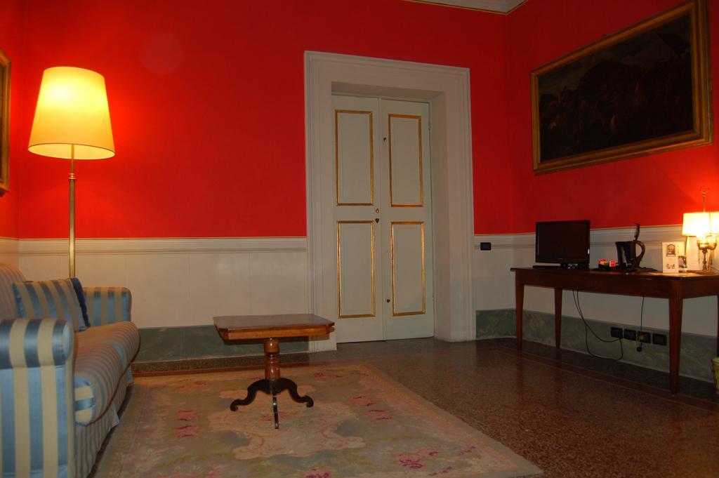 Bed and Breakfast Palazzo Tucci Residenza D'Epoca à Lucques Chambre photo