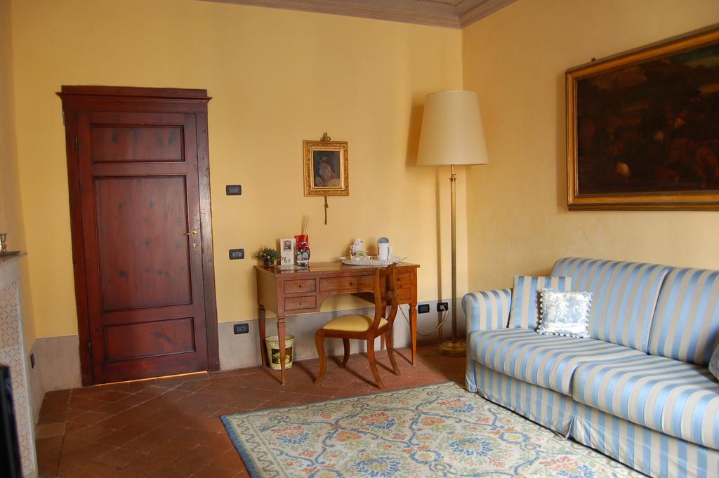 Bed and Breakfast Palazzo Tucci Residenza D'Epoca à Lucques Chambre photo