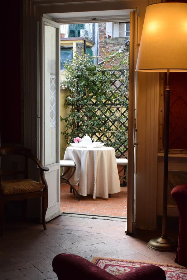Bed and Breakfast Palazzo Tucci Residenza D'Epoca à Lucques Extérieur photo