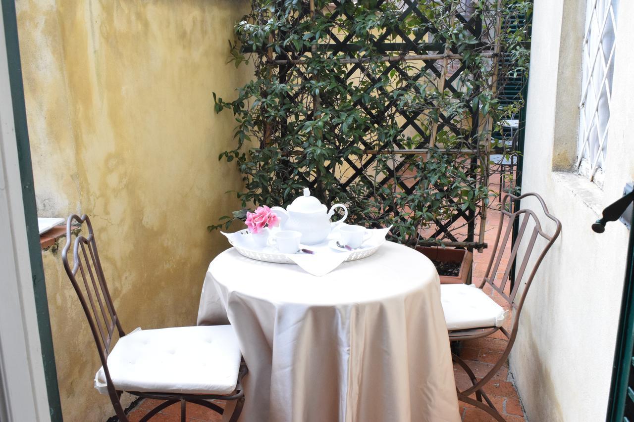 Bed and Breakfast Palazzo Tucci Residenza D'Epoca à Lucques Extérieur photo